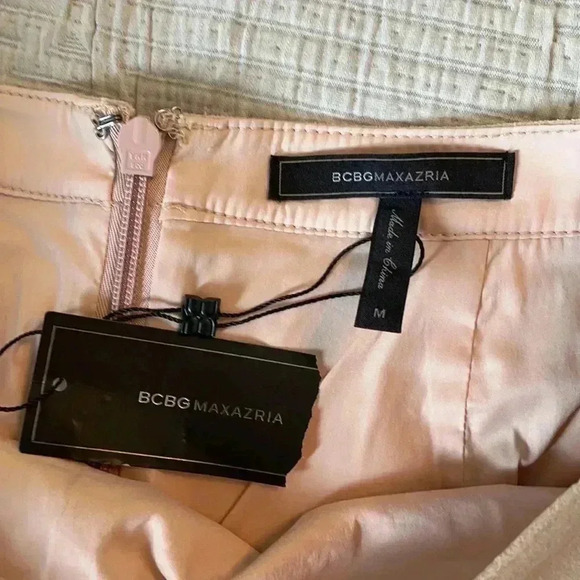BCBGMaxazaria mini skirt NWT - Picture 4 of 5